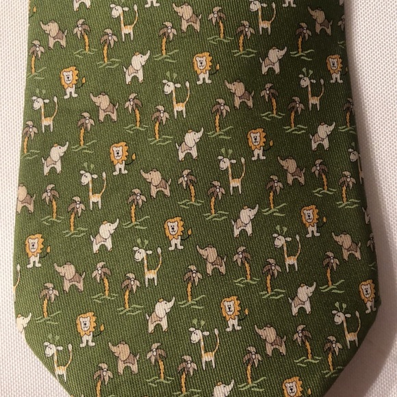 Salvatore Ferragamo tie - Picture 2 of 8